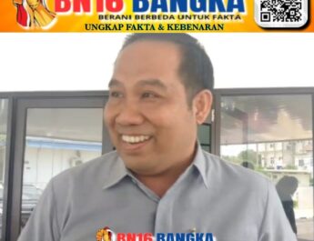 Dengan Senyum Ramah Kepada Awak Media, Adi Irawan Penuhi Panggilan Kejari Kota Pangkalpinang