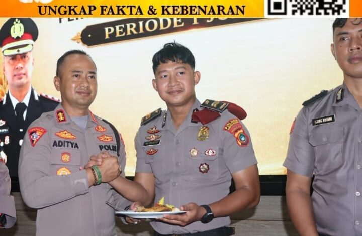 Sambut Kenaikan Pangkat, Puluhan Personel Polres Bangka Barat Tanam 43 Pohon di Lahan Mako